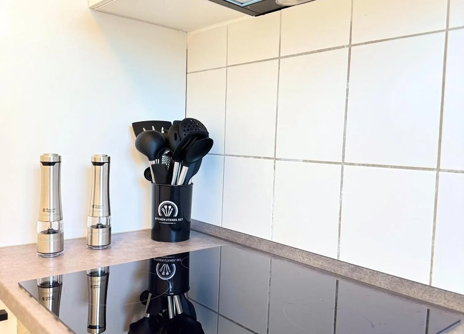 Regency - Exklusive Zentrale 45M2 Wohnung Mit Balkon, Wifi Und Netflix Hannover Germany